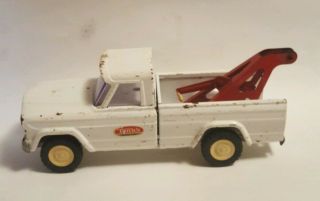Vintage Tonka Jeep Tow Truck Wrecker Pickup White Collectible Large Metal Heavy