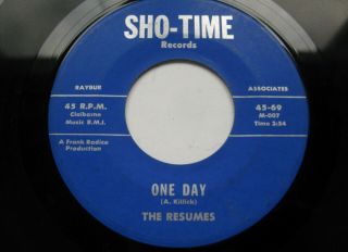 The Resumes - One Day - Garage Punk 45 Record On Sho Time Ex
