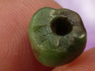 Ancient Pre - Columbian Mesoamer.  Deep Green Mayan Disc Jade Bead 8.  5 By 5.  6 Mm
