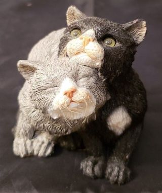 1985 Whiskers Figurine - 2 Affectionate Cats - Martha Carey - Marty Usa