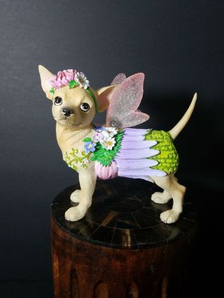 Aye Chihuahua Dog Westland Giftware Figurine With Wings