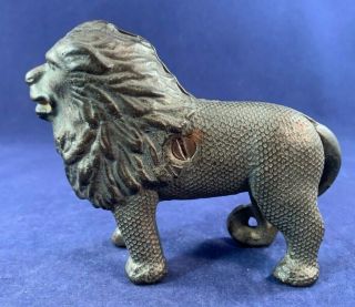 Antique Vintage Cast Iron (CI) Still Bank - Quilted Lion 4