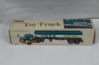 Vintage 1977 Hess Fuel Oils Truck Toy Tanker W/ Box Pre - Owned