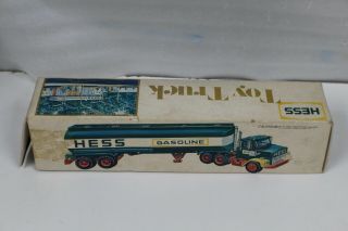 VINTAGE 1977 HESS FUEL OILS TRUCK TOY TANKER W/ BOX Pre - Owned 2