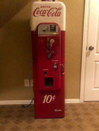 Vendo 44 Coca Cola Machine.  Includes Can & Bottle Rocker Ice Cold