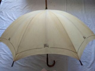 Rare Vintage Burberrys Umbrella Made In Uk.  Wood Handle.