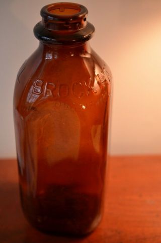 Vintage Brock Hall Dairy Bottle Amber One Quart Hamden,  Haven,  Bpt Ct