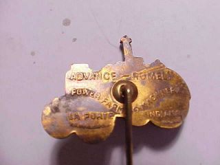 1910 ADVANCE RUMELY TRACTION ENGINE STICK PIN LA PORTE IND.  BY NOBLE CHICAGO VG, 2