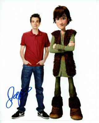 How To Train Your Dragon Signed 8x10 Photo - Jay Baruchel Hiccup