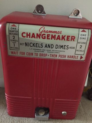 Vintage Grammes Change Maker 25 Cent 10 Cent Coin Changer Vending Machine Arcade