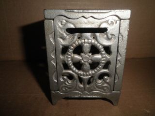Great old cast iron National Safe Key Lock Safe still bank 1896 - 1928 4
