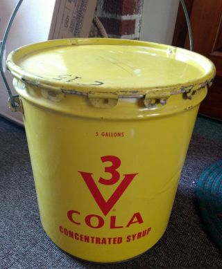 Very Rare 1950s 3v Cola (vess Cola) 5 Gallon Syyrup Can With Lid