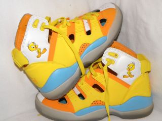 Aaa Adidas Looney Tune Limited Edition Tweety Bird Hi - Top Shoes Us 6.  5