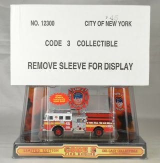 Code 3 12300 Fdny Seagrave Fire Engine 5 1/4 " Long With Package & Sleeve
