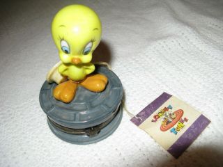 1996 Midwest Of Cannon Falls Looney Tunes Tweety Bird Porcelain Trinket Box