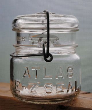 Vintage Atlas E Z Seal 1/2 Half Pint Canning Jar W/ Wire Bail & Lid Mold 11