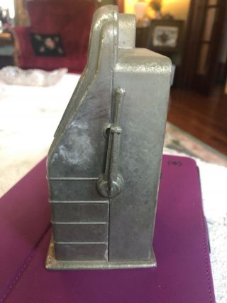 Vintage Cast Iron Bank Slot Machine Jack Pot Las Vegas,  Nevada 5
