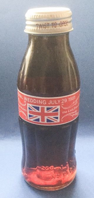 Rare Charles & Diana Royal Wedding 1981 Coca Cola Glass Bottle 250ml