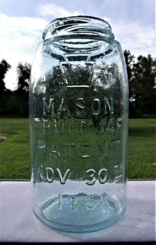 Bubbly Quart Fruit Jar (keystone) MASON FRUIT JAR PATENT NOV 30TH 1858 2