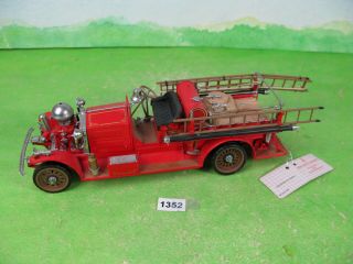 Vintage Franklin Precision Models 1/32 Diecast Ahrens Fox Fire Engine 1354