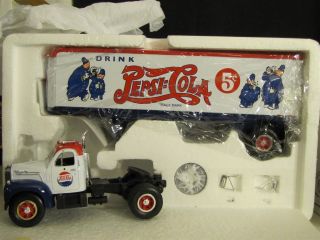 Pepsi - Cola 1960 Model B - 61 Mack Truck & Trailer 1/34 Scale 1995 First Gear,  Inc