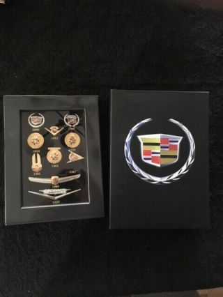 Cadillac Gm 100 Years Of Innovation 2002 Emblem Logo Pins Framed Display And Box