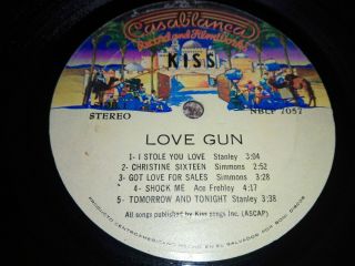 Kiss - Love Gun,  El Salvador Press by Boni Discos 3