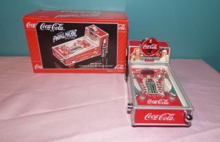 1998 Coca - Cola Collectible Pinball Machine Musical Bank Enesco