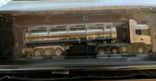 Scania Semi With Gas Tanker 1:50 Scale Model
