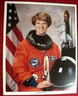 Eileen Collins Signed 8x10 Color Photo 1990 - 2006 Nasa Astronaut - Space Shuttle