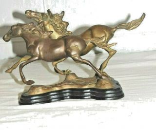 Vtg Mid - Century Brass Galloping Wild Horses Sculpture - 11 " L X 7.  5 " H 3lbs,