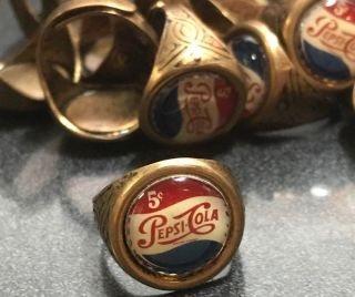 Vintage Pepsi Cola 5 Cents Adjustable Ring Gumball Goldtone Advertising 1960 