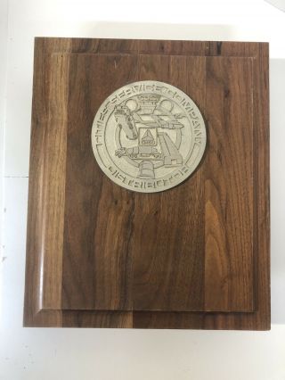 Vintage Cities Service Company Distributor Wooden Commemorative Box 2