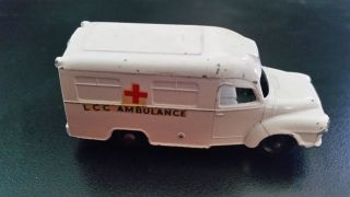 Vintage Matchbox (lesney) No.  14 Lomas Ambulance