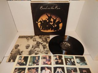 Paul Mccartney Wings Band On The Run 1973 Apple Poster & Textured Sleeve Lp Exc
