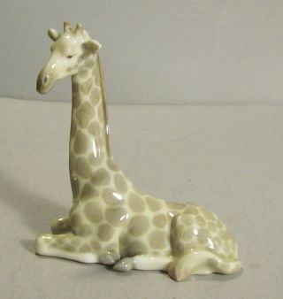 Lladro Giraffe Figurine,  3 3/8 " Tall