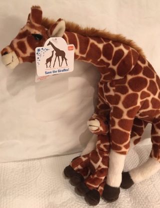 Toys R Us Save The Giraffes Mother And Baby Plush With Tag Geoffrey