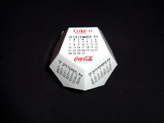 Coca Cola Calendar 1986 Plastic 12 Month Vintage Coke Is.  Desk Top