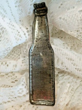 Vintage Arrow and Schlitz Beer Bottle Shaped Metal Openers 4.  25 