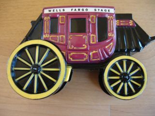 (3) Wells Fargo Banks Commemorative 1998 Metal Stagecoach Coin Bank (2) With Key