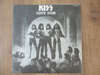 KISS - LOVE GUN LP 1977 JAPAN VIP - 6435 VINYL RECORD WITH OBI ORIG PRESS 5