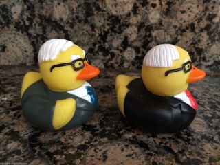 Berkshire Hathaway Warren Buffett & Charlie Munger Rubber Duckies - Rubber Ducks 2