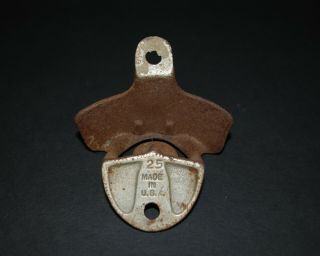 VINTAGE CAST IRON WALL MOUNTED PEPSI - COLA BOTTLE/BEER CAP OPENER - MADE IN USA 4