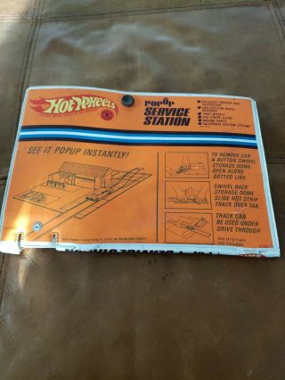 Hot Wheels Pop Up Service Station 1967 with 35 Car - Rare 4