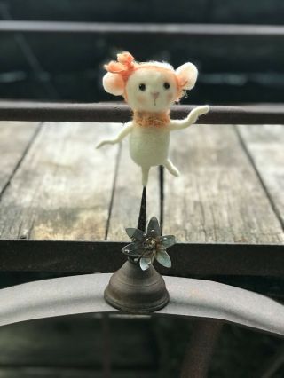 Needle Felted Wool Dancing Mouse Named Squeak 3