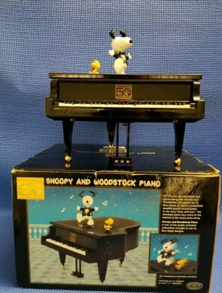 Peanuts Celebration Snoopy And Woodstock Piano Animated Musical 50th Anniversary