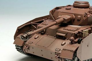 Girls Und Panzer 1/35 Iv Tank Ausf.  D Kai H Class Type Ankou Team 5