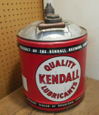 L4219 - Vintage Kendall Oil Can 5 Us Gallons
