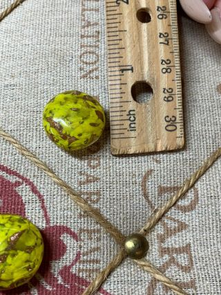 Vintage 1950’s/60’s Venetian Beads Mustard Yellow Brown Glitter (20) Beads 5