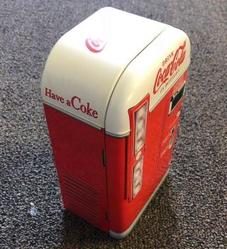 2001 Coca Cola " Coke Vending Machine Tin " Collectible The Tin Box Company